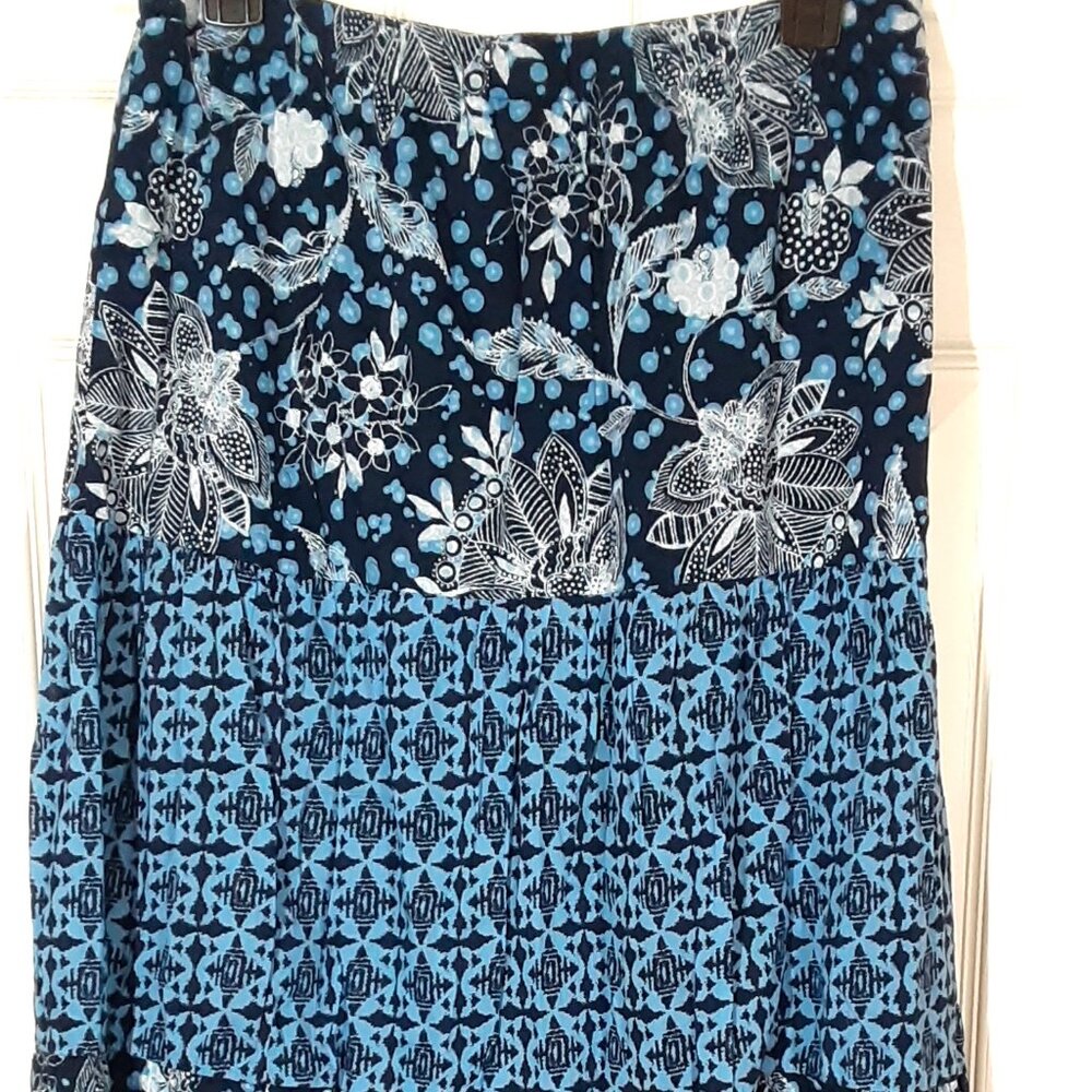 Basic Editions Woman's Long Skirt Size Medium, Lined, Ankle Length pull on.